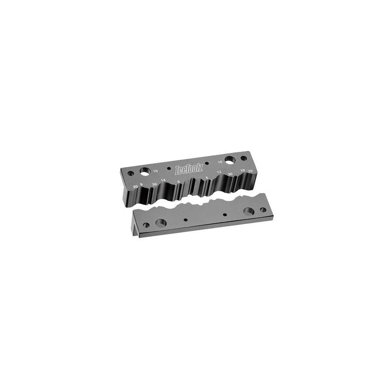 Icetoolz Axle Vise Icetoolz